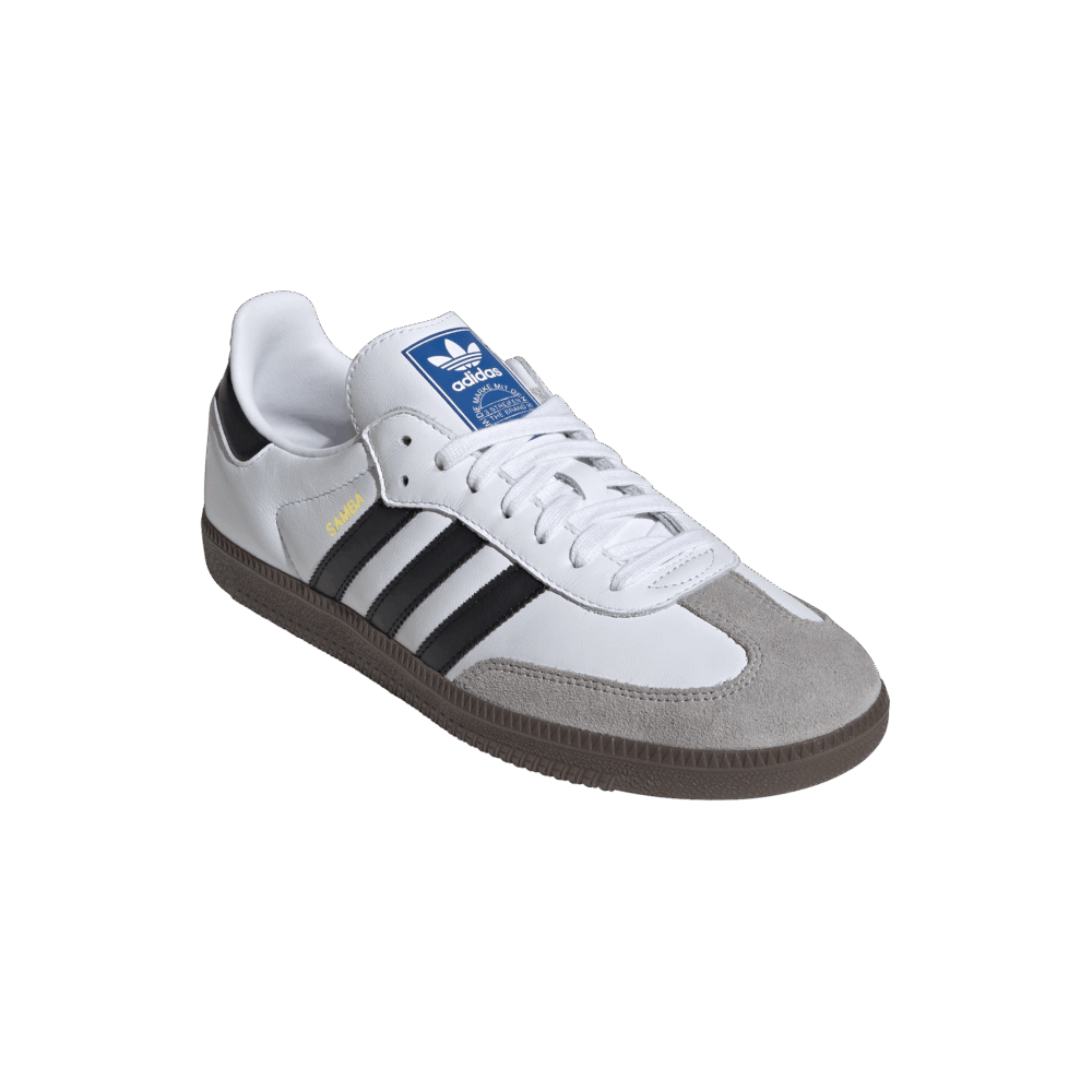 B75806_6_FOOTWEAR_Photography_FrontLateralTopView_transparent