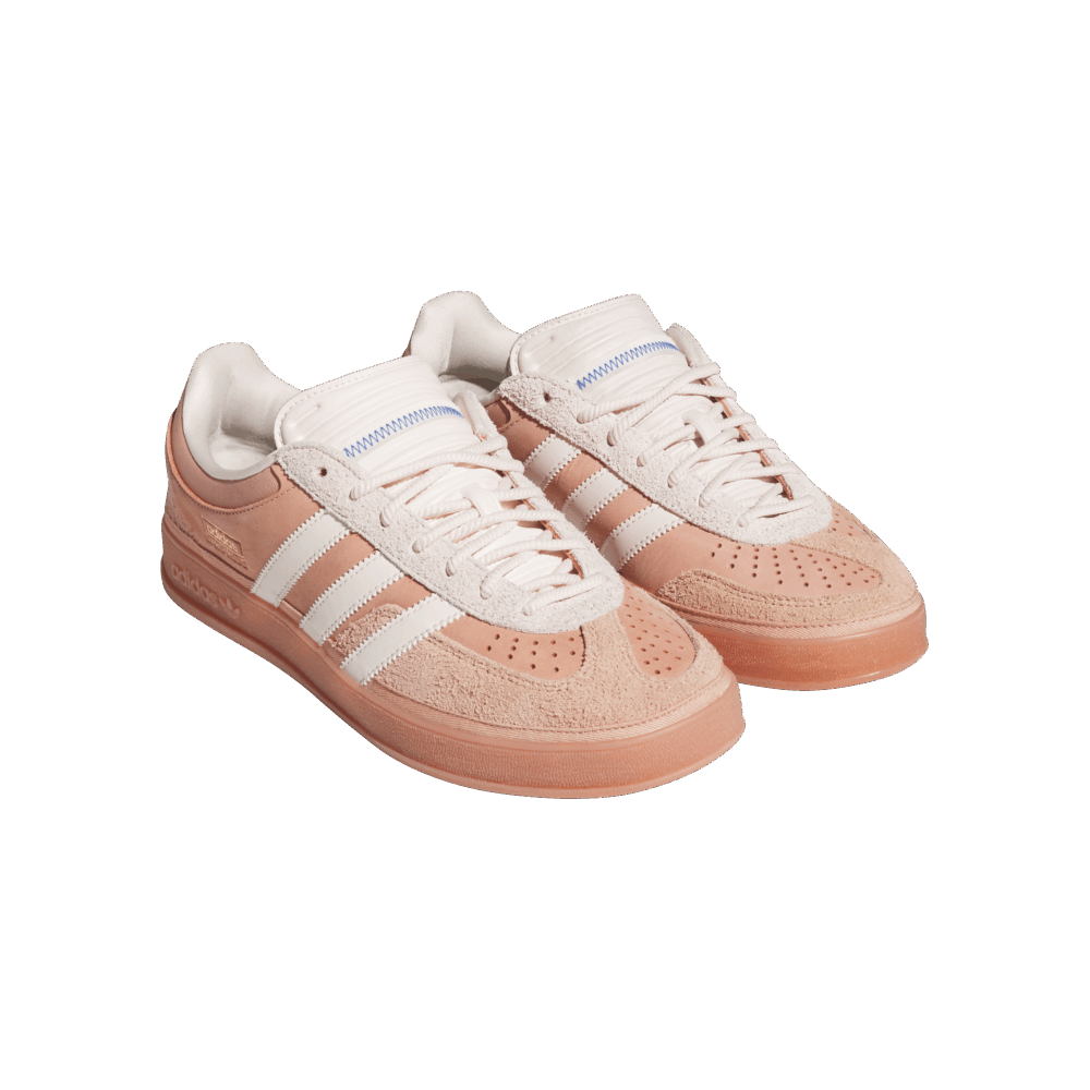 JS5052_10_FOOTWEAR_Photography_PairView_transparent